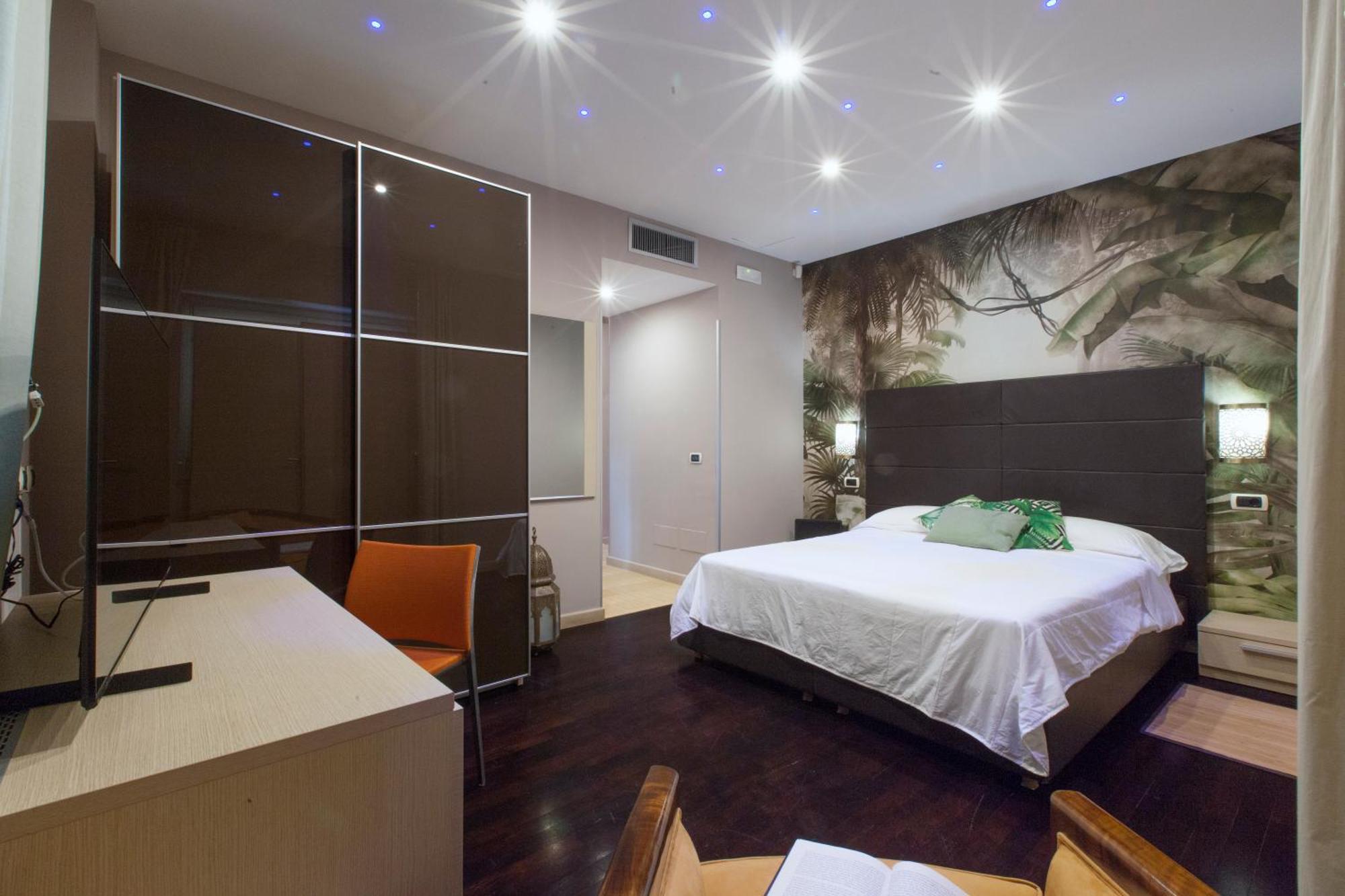Santa Maria - Luxury Sea View Hotel 2*