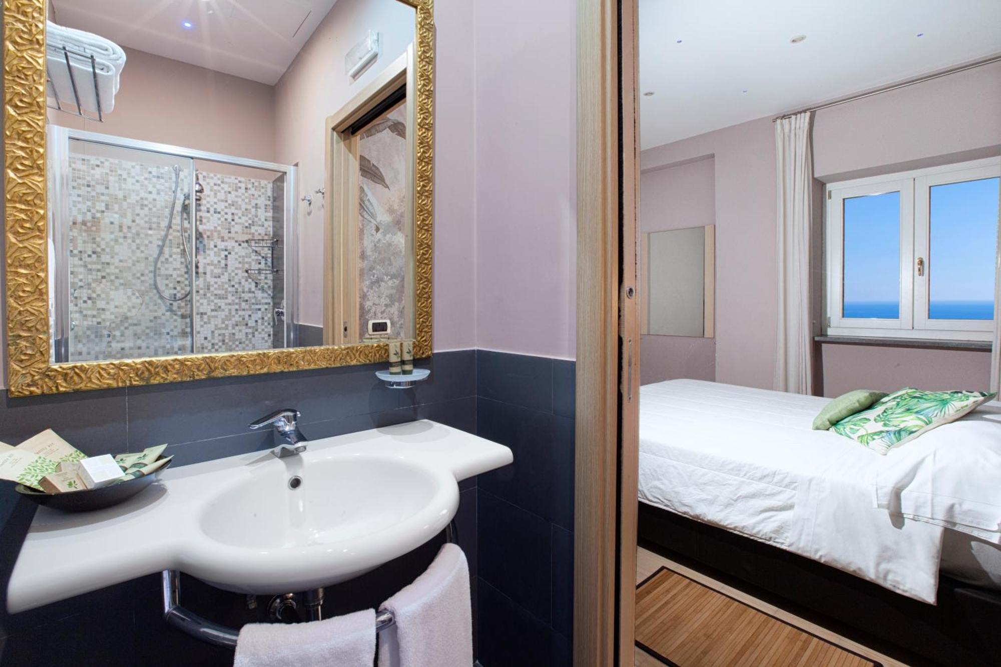 Santa Maria - Luxury Hotel